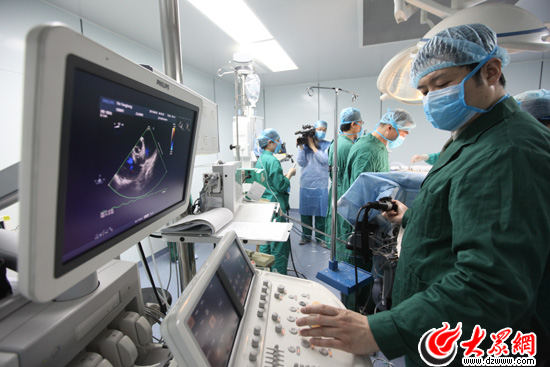 8:25���w�ȱO�y�ɹ������g�R���M��