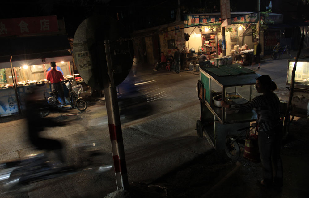 ҹĻ���R���A���������°���˚w���Ƽ���������Ӌ�������о�֮�g��С؜���[�Ͻ��^�������Լ����p�֓����ͥ��؟�����ڼ�ͥ�Č����������������ӵ������ڄ��ߡ�