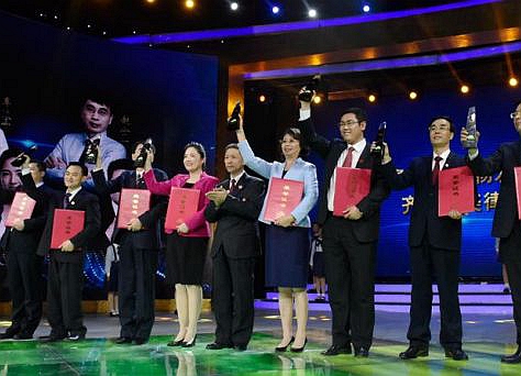 �R�������Ɏ��l���xʽ�e��