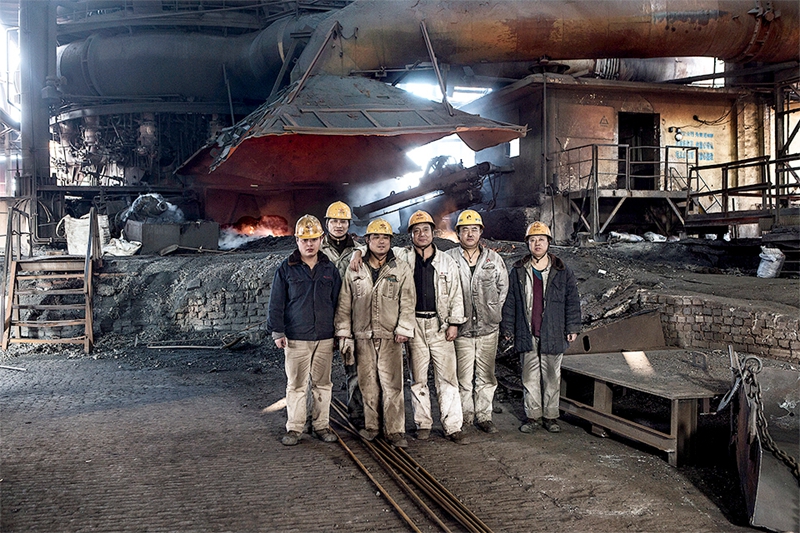 47 ���Ϲ��I�����D�͡����M�գ�2016��12��27�������๤���ڸߠt܇�g�o���60��vʷ�Ĺ��S��ʽͣ�a������������.jpg