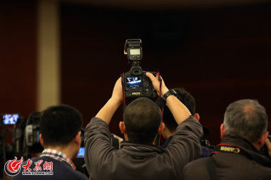 �F���ĔzӰӛ��