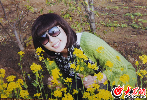 若晴帶假發(fā)的照片