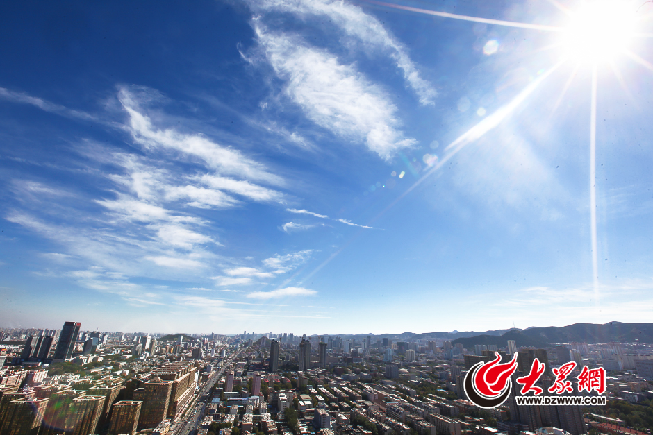 1�� 10��16�գ���(j��)��ӭ��(l��i)�ڴ��Ѿõġ��{(l��n)����ơ�������(j��)��(j��)���К����_(t��i)���A(y��)��(b��o),��16���������������,��سʻ���څ��(sh��),17����ߜ،�����26�����ҡ��S������ů,�F����?q��)������؁?l��i)��.jpg