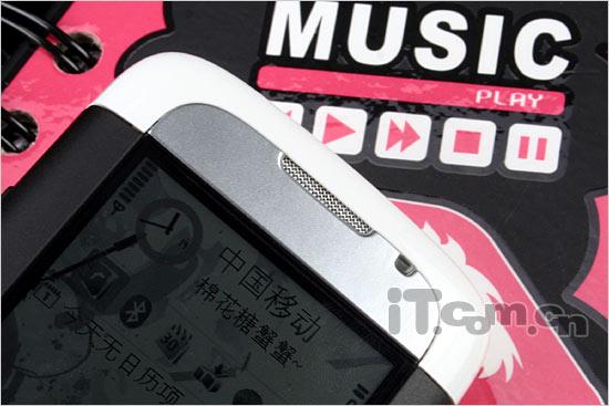 音樂新王者諾基亞旋屏智能5700圖賞(2)