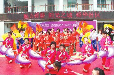 ������׃��