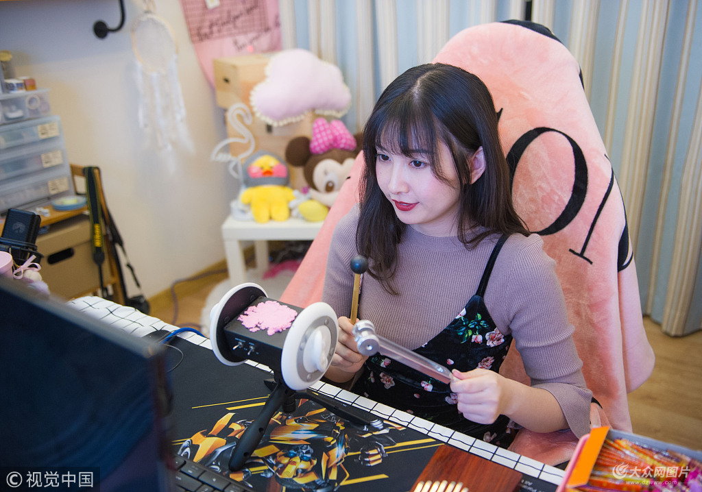 �߾S�I��һ��ASMR(Autonomous Sensory Meridian Response�������g�����԰l��֪�X���j������)������Ҳ���˷Q�����W�j��˯������