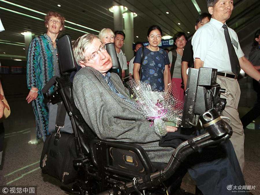 3��14����Ϣ����(j��)Ӣ��ý�w��(b��o)������������W(xu��)�һ���ȥ��������76�q��һ�M�D������L�A�fӰ��