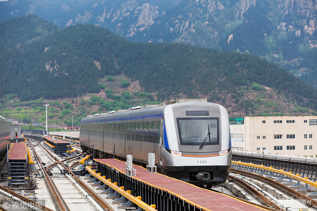 4��23����Ϣ�������Pע�����u���F11̖���_ͨԇ�\�I�����������F�����K���c������ʽҊ���������@��ů���_�ĕr����11̖����܇�����򱱴�Խ��ɽɽ�}��һֱ���_��ɽ�������^�������µ�����ɽ�������һ·�_��������