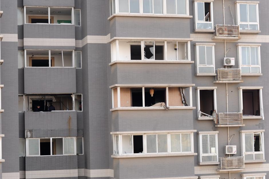 11��25���峿6�r�S�������б����P����·�еǴ�B��25�ӵ�һ��סլ�l����ը����𡣓������{����������Ȼ��й©����ı�ը��Ŀǰ�¹��ѽ����1������7���܂���