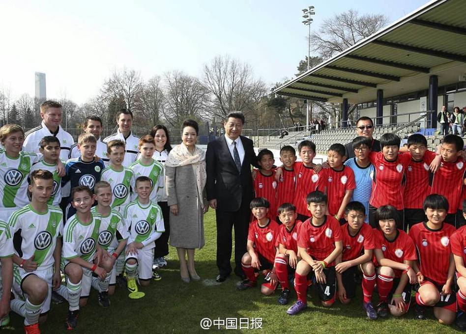 ��(x��)��ƽ��ϯ�ͷ��������¿����ڵ�����Ӗ(x��n)����־�����������(du��)�(du��)�T