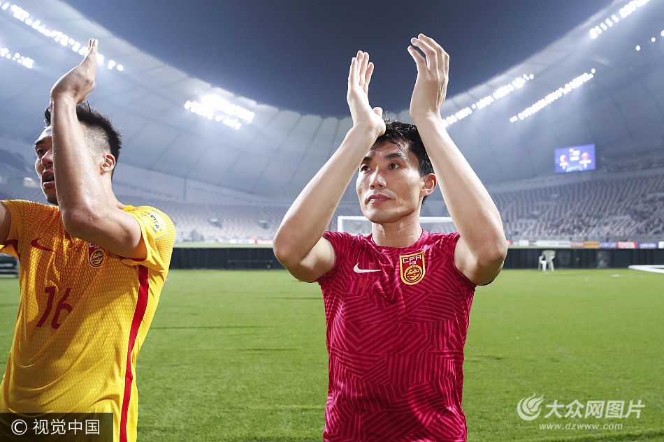 北京時間9月5日晚,國足在卡塔爾首都多哈以2:1戰勝東道主卡塔爾隊,取得了2018年世界杯亞洲區預選賽12強賽最后一場小組賽的勝利,但仍無緣俄羅斯世界杯。