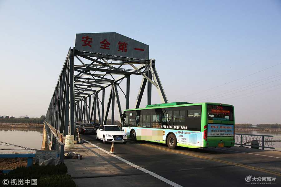 �����S�����M�K��Ҫ�����ˡ��^���@����ĩ��ʡ�Ȍ��������S�Ӵ�����M���޵��ڣ����������S�Ӵ���ڃȣ�����ƽ��S�Ӵ�򡢞I���S�Ӵ���@�������������15��ǰ���ڝMֹͣ���M��