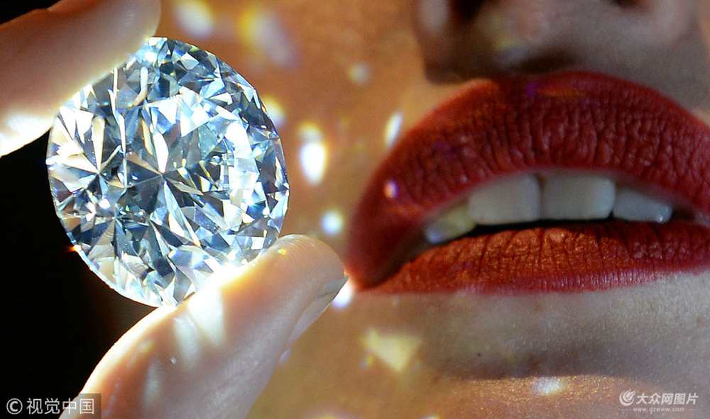 ���f��:���ؕr�g2018��2��8�գ�Ӣ�����أ�һ�w102.34�����oϾ���@�ڂ����K�������u��չ�����AӋ�ۃr�_3370�f��Ԫ��